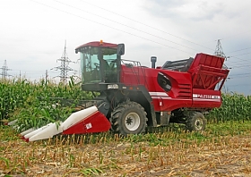 CORN HARVESTERS
